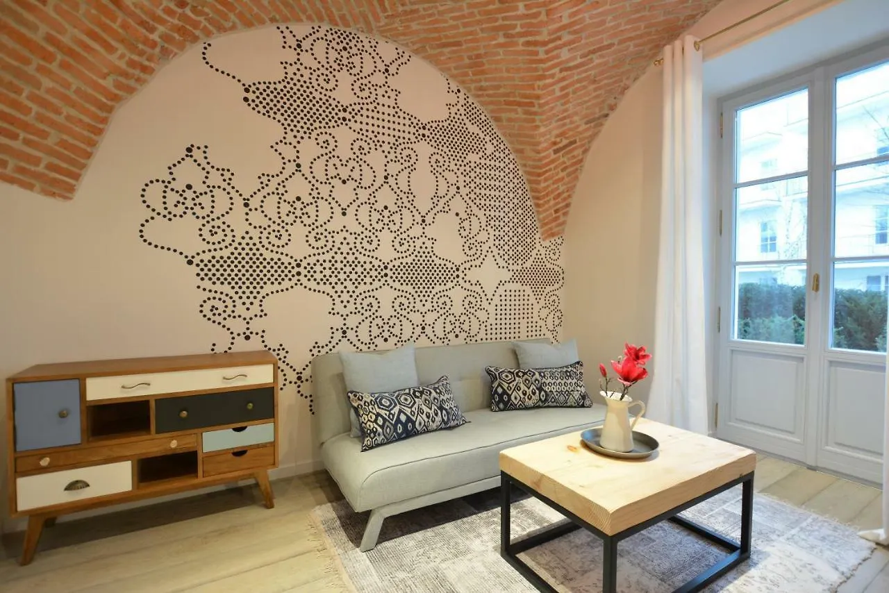 Angel Wawel Apartments By Dasilva Krakow Poland