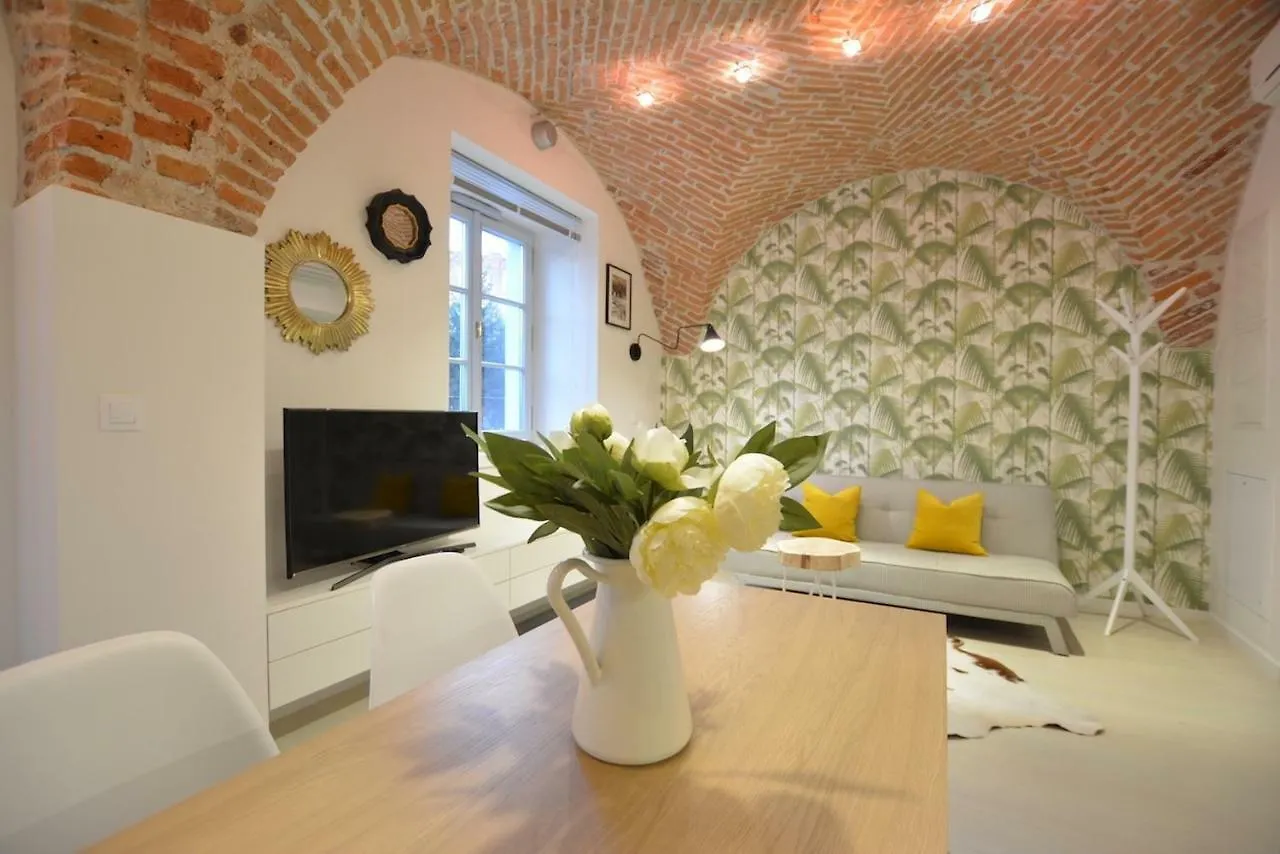Angel Wawel Apartments By Dasilva Krakow Poland
