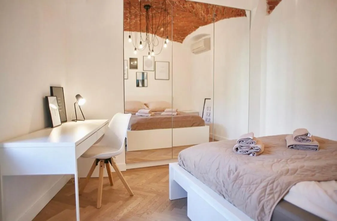 Angel Wawel Apartments By Dasilva Krakow
